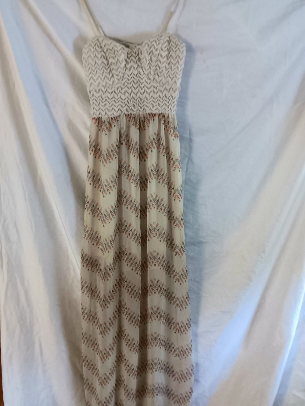 Boho Maxi Dress Women's Small Cream Crochet Bodice Open Back Pastel Aztec Print - Picture 4 of 9